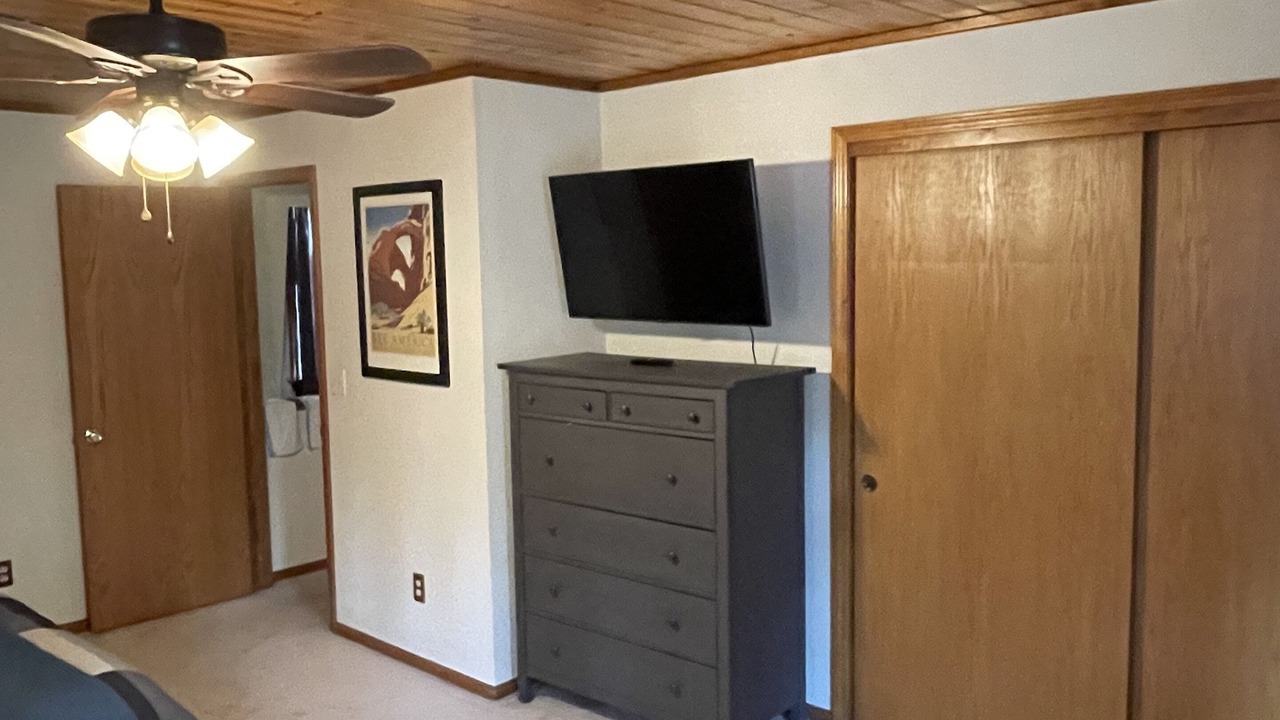 Photo of Bedroom in Big Bear City