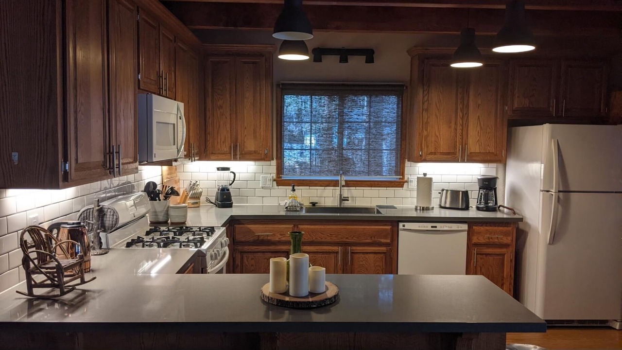 Photo of Kitchen in Big Bear City