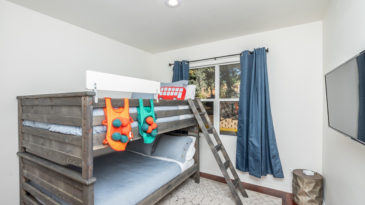 Photo of Bedroom in Ramona