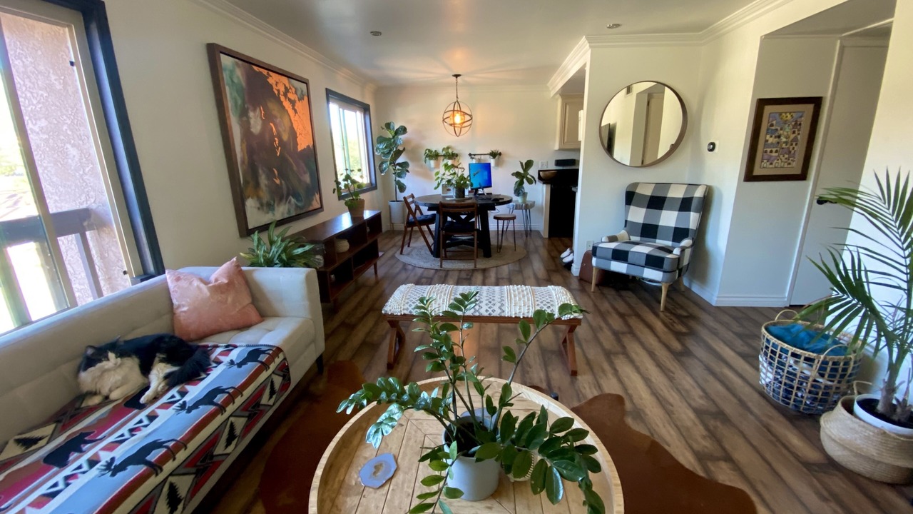 Photo of Livingroom in Azusa