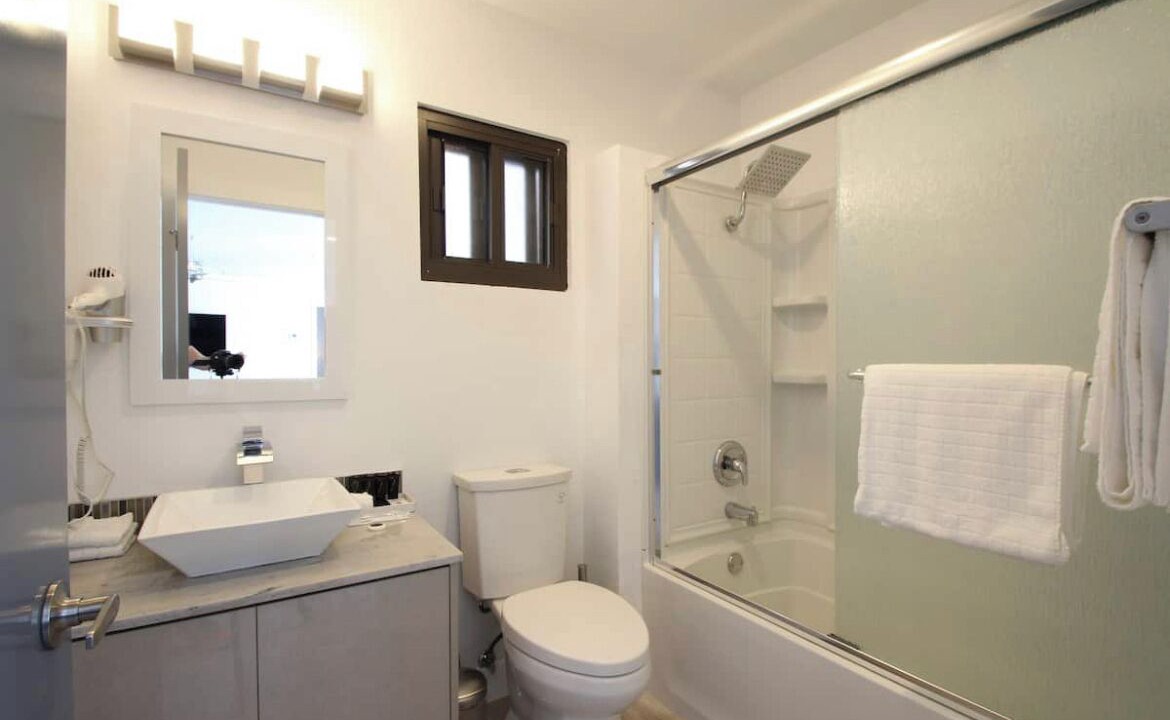 Photo of Bathroom in Sunrise Vista Chino