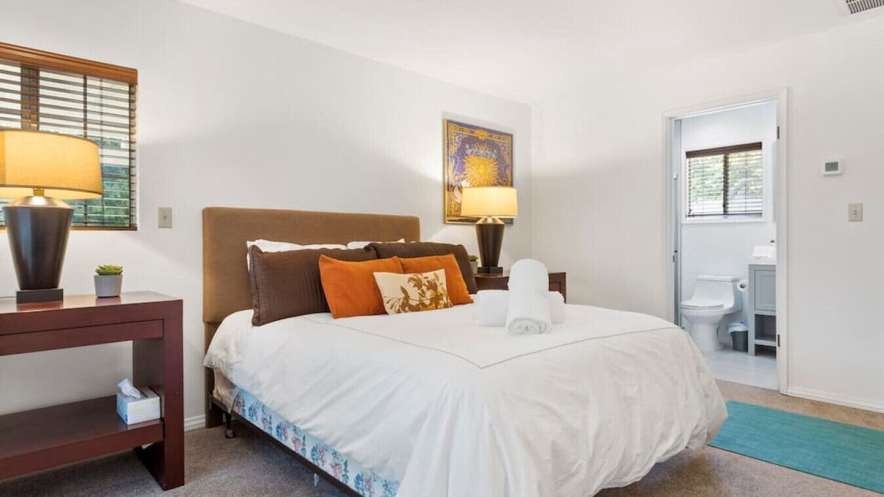 Photo of Bedroom in Deepwell Estates