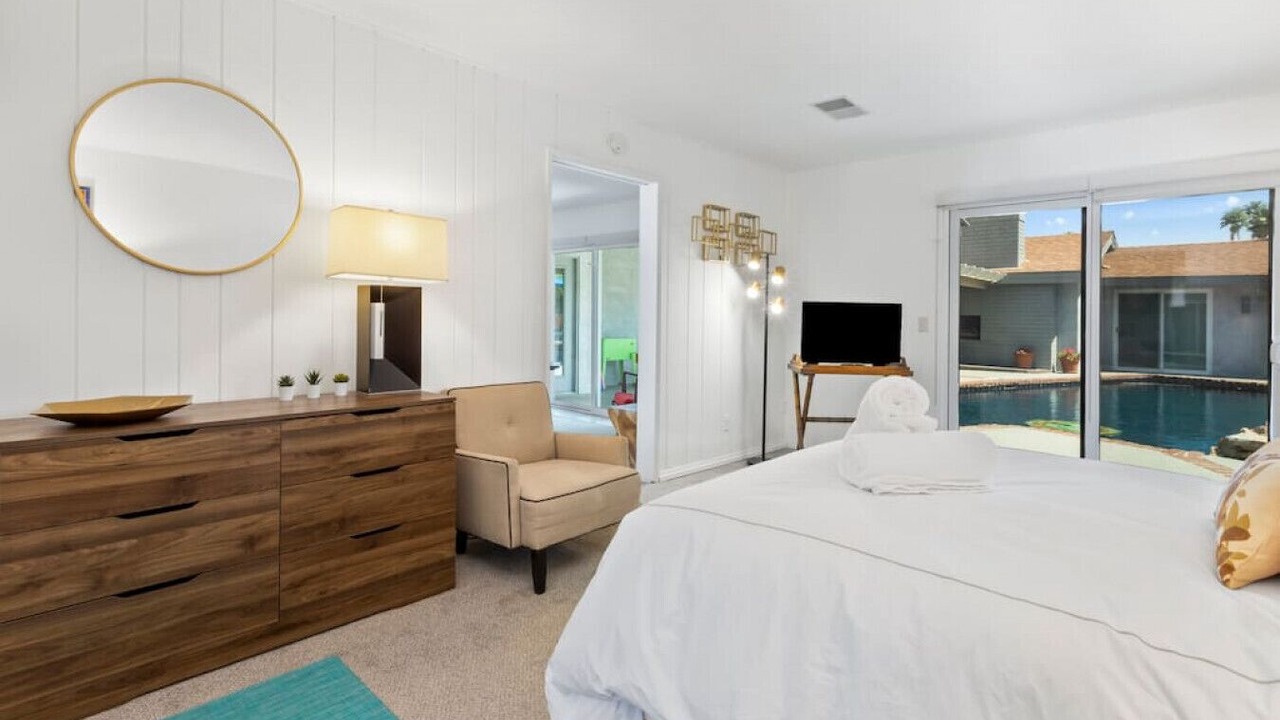 Photo of Bedroom in Deepwell Estates
