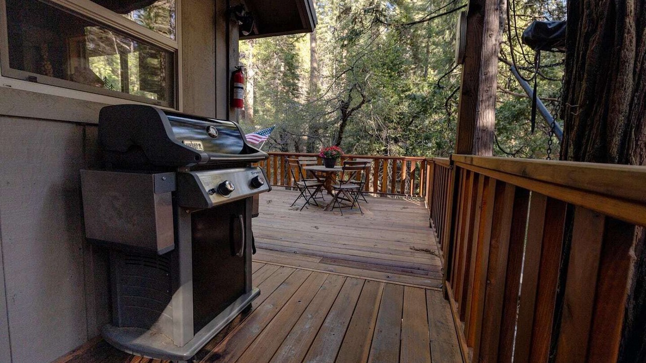 Photo of Outdoor in Sugar Pine