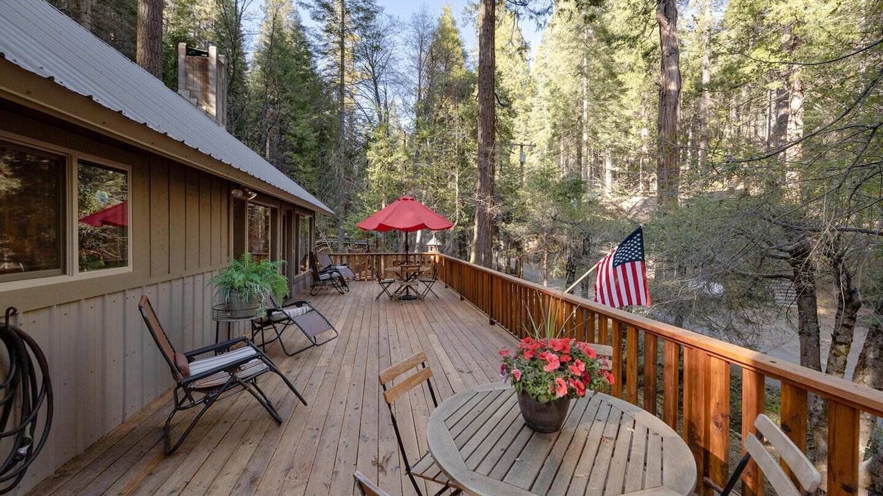 Photo of Outdoor in Sugar Pine