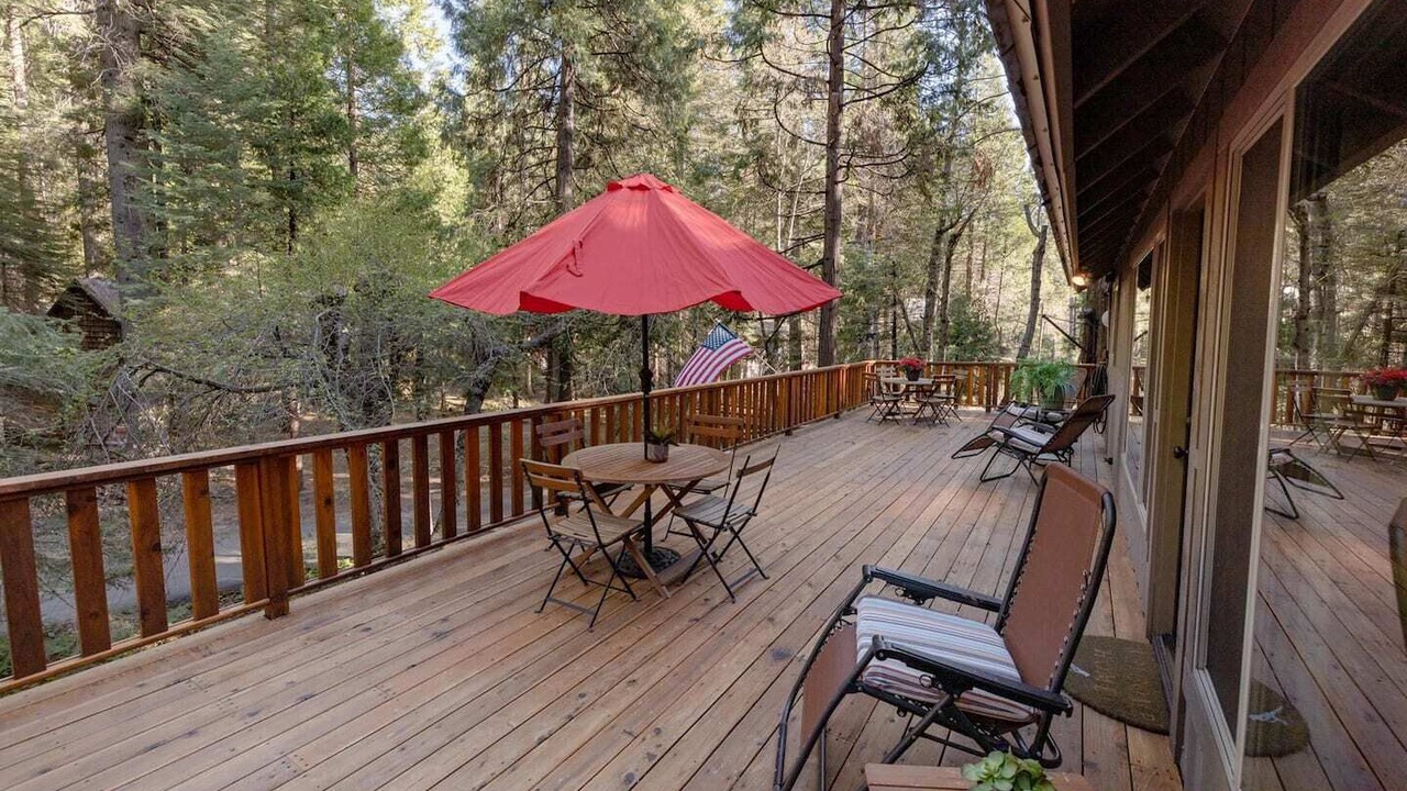 Photo of Outdoor in Sugar Pine