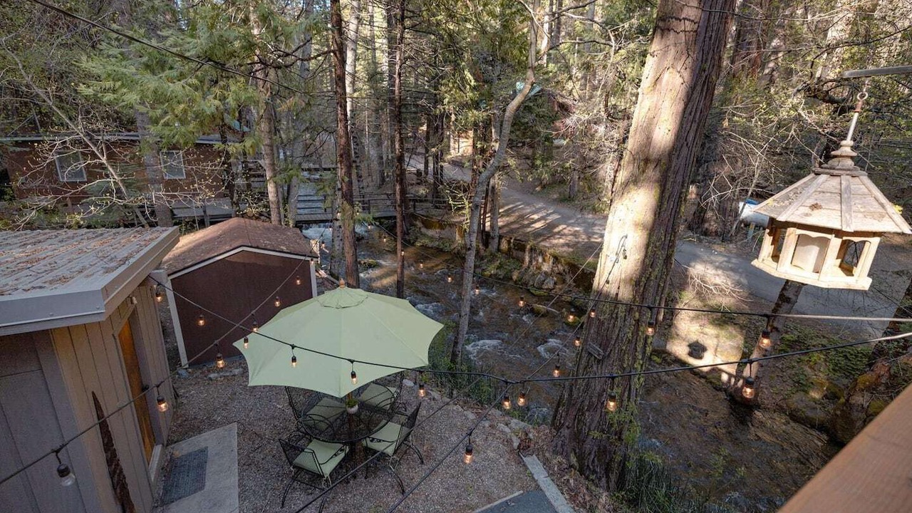 Photo of Outdoor in Sugar Pine