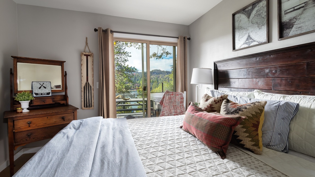 Photo of Outdoor in Lake Arrowhead