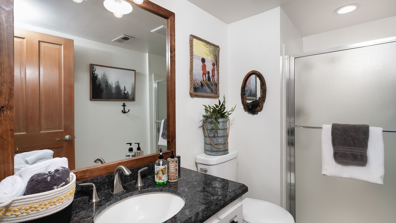 Photo of Bathroom in Lake Arrowhead