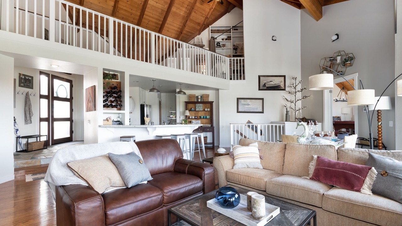 Photo of Bedroom in Lake Arrowhead