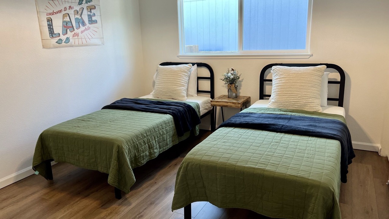 Photo of Bedroom in Lakeport