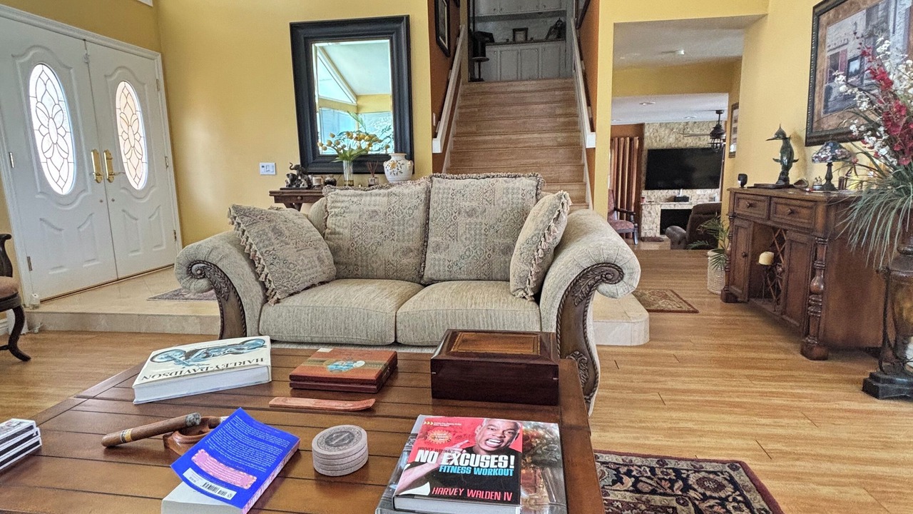Photo of Livingroom in Lake Forest