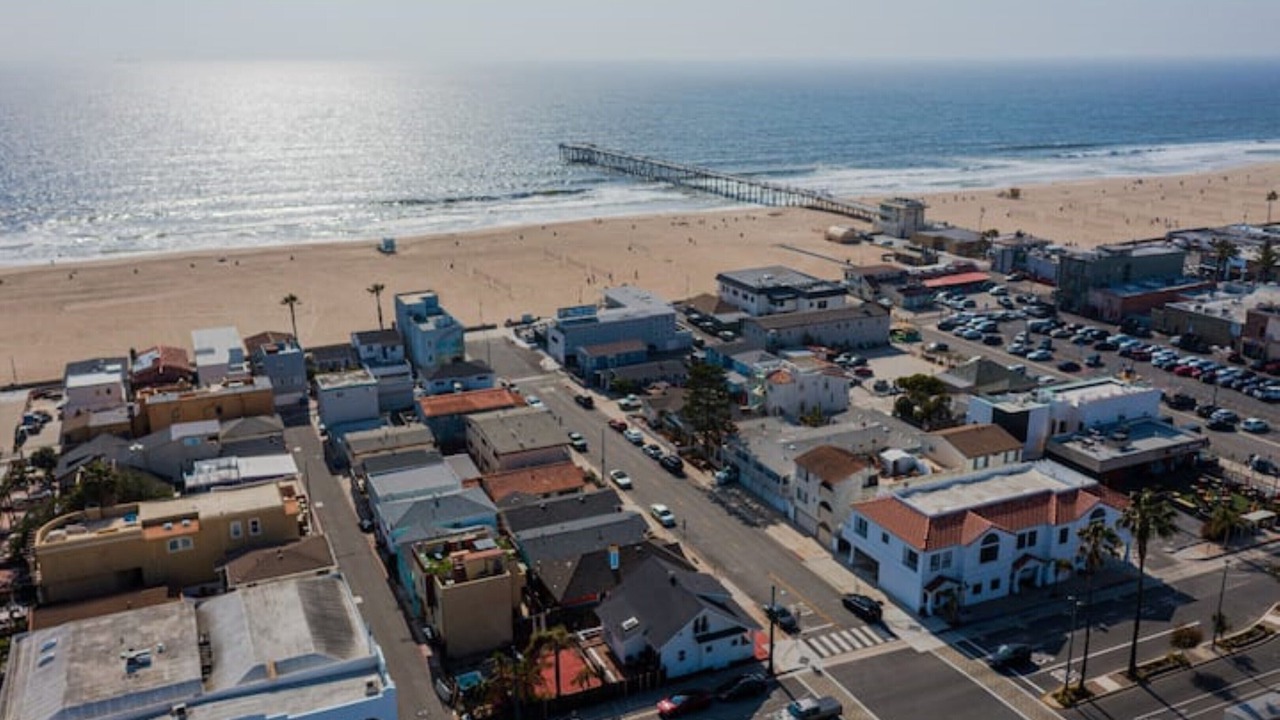 Photo of Others in Hermosa Beach