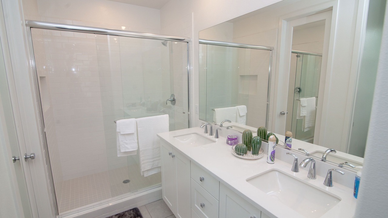 Photo of Bathroom in Stevenson Ranch