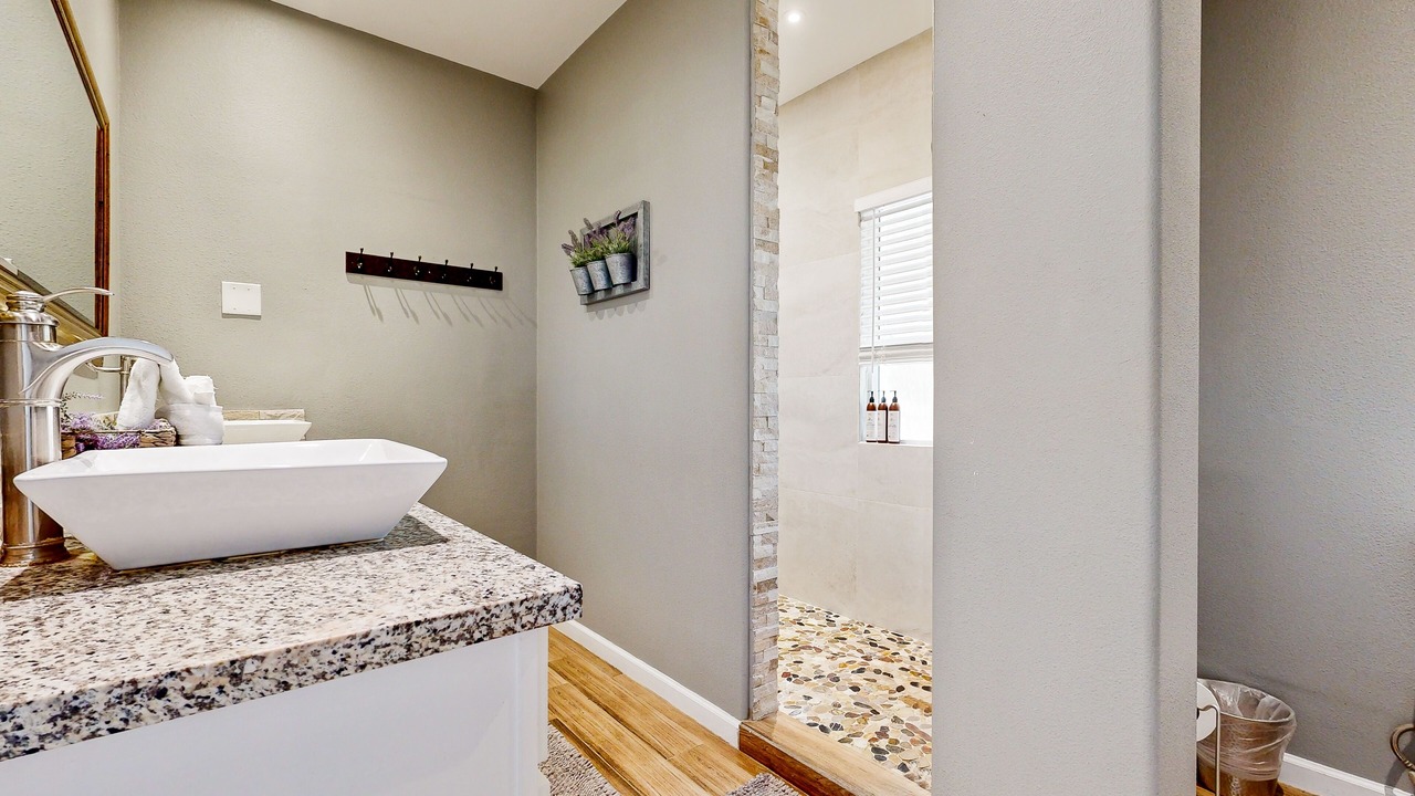 Photo of Bathroom in Indio Hills