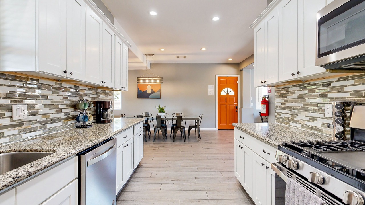 Photo of Kitchen in Indio Hills