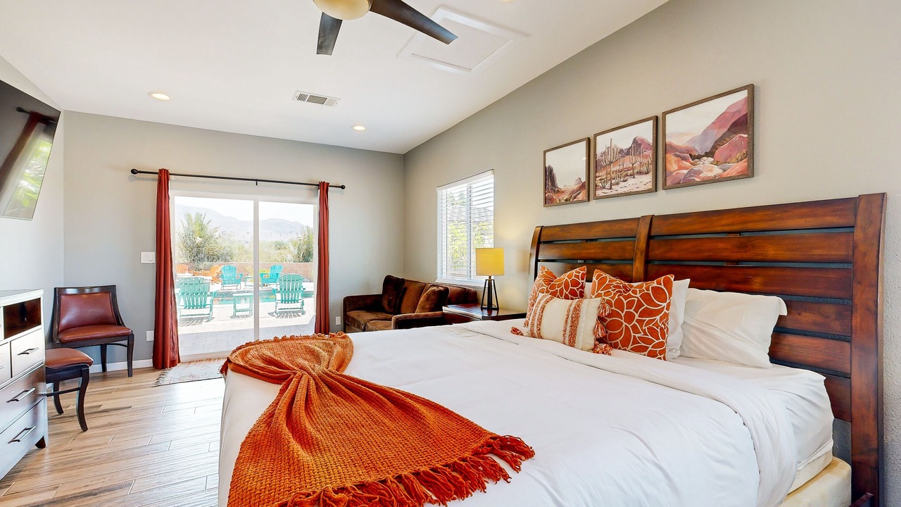 Photo of Bedroom in Indio Hills