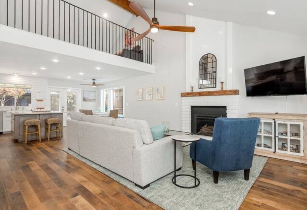 Photo of Livingroom in Raisin