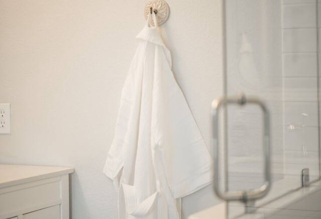 Photo of Bathroom in Raisin