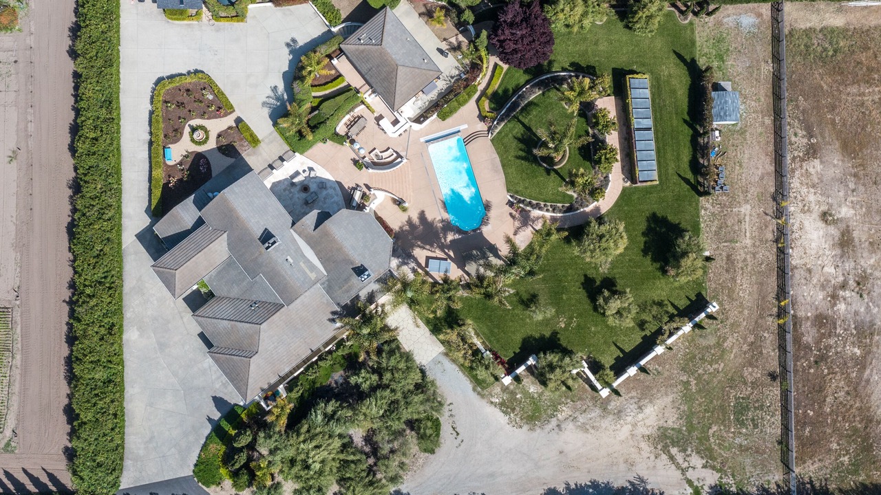 Photo of Outdoor in Carmel
