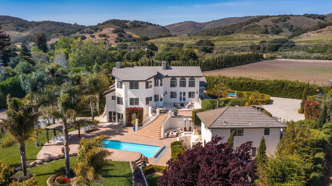 Photo of Outdoor in Carmel