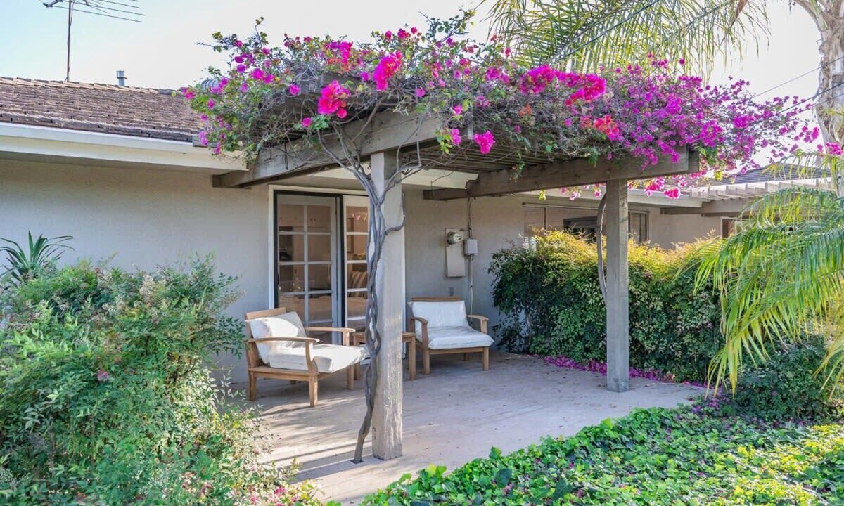 Photo of Patio Balcony in Fullerton