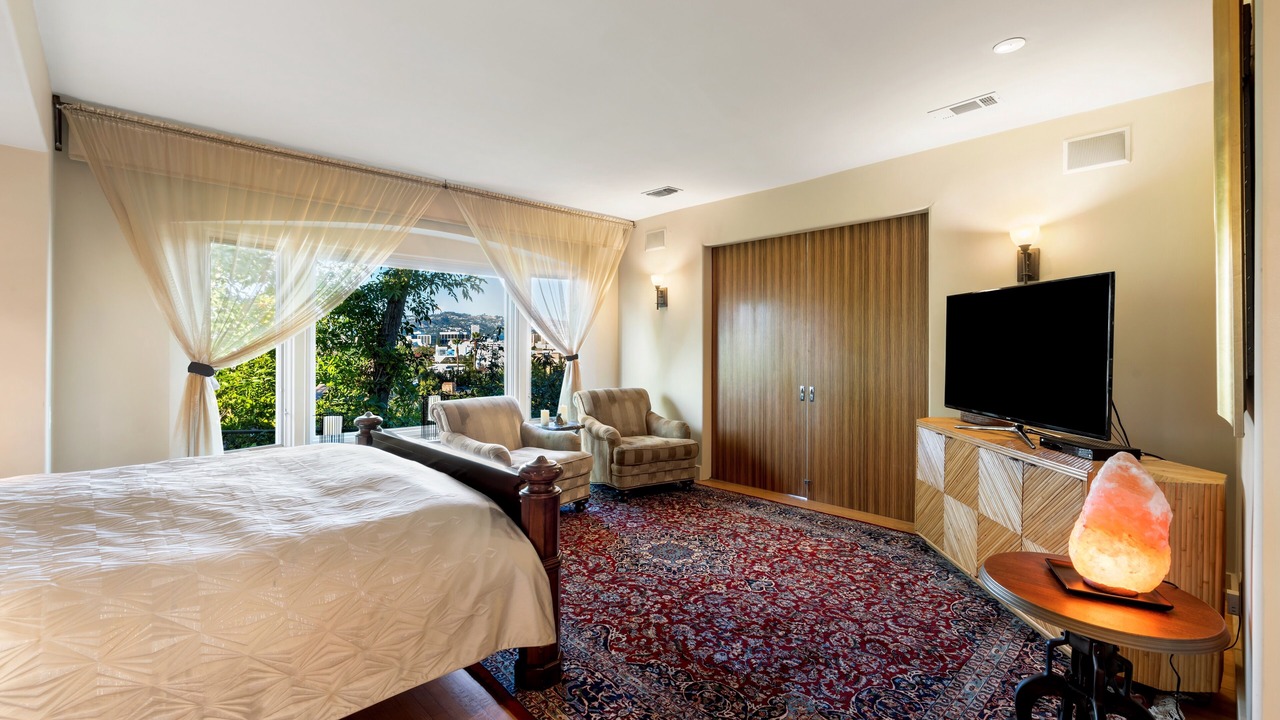 Photo of Bedroom in Los Angeles