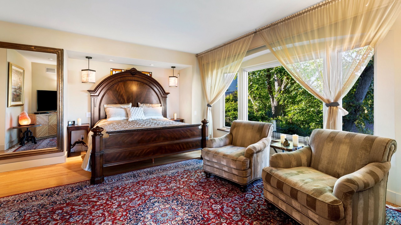 Photo of Bedroom in Los Angeles