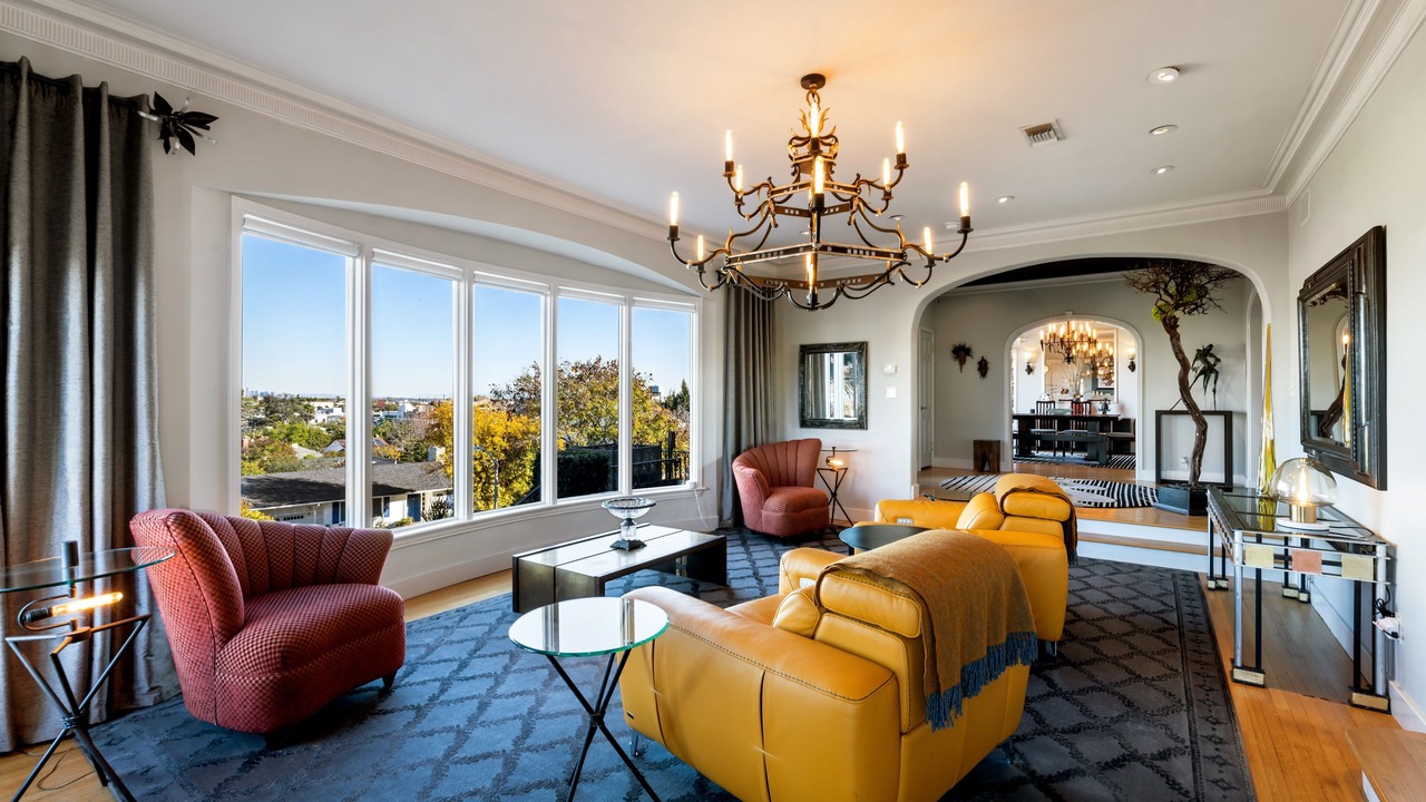 Photo of Livingroom in Los Angeles