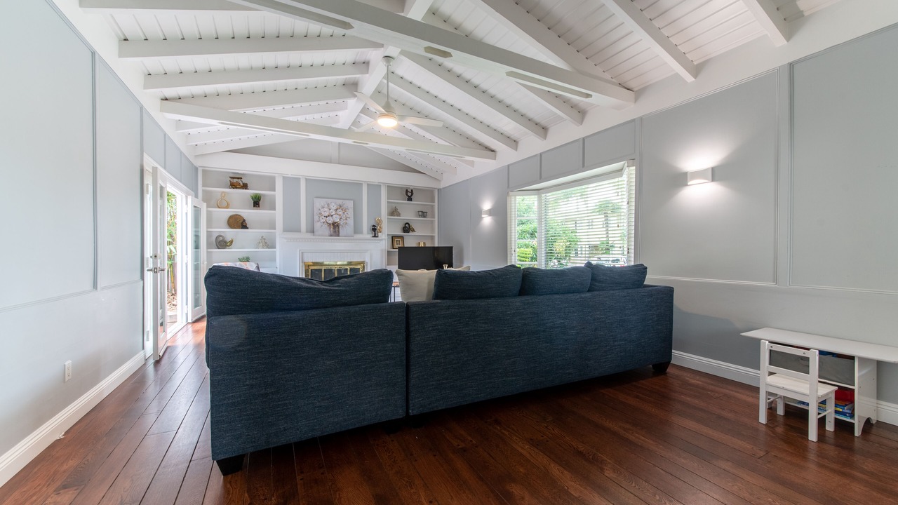 Photo of Livingroom in Belmont Heights