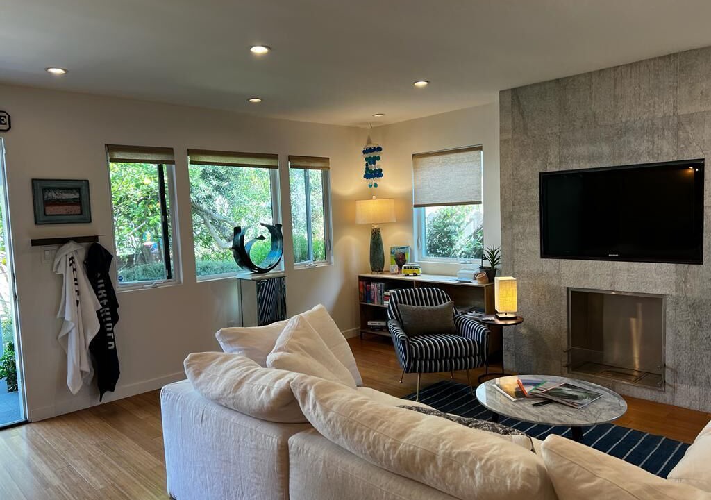 Photo of Livingroom in Marina del Rey