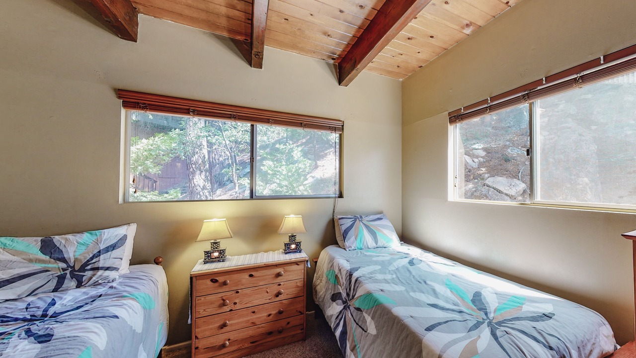 Photo of Bedroom in Blue Jay