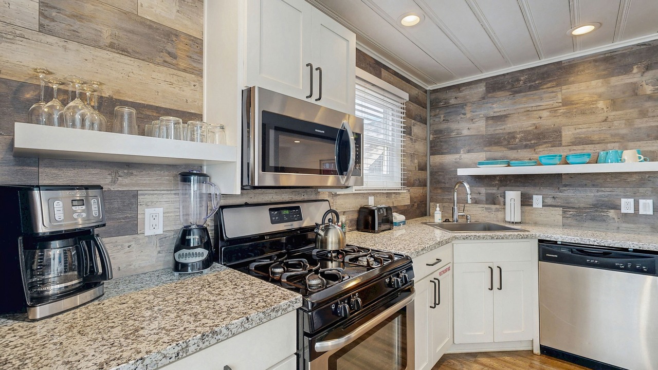 Photo of Kitchen in Lakeside Park