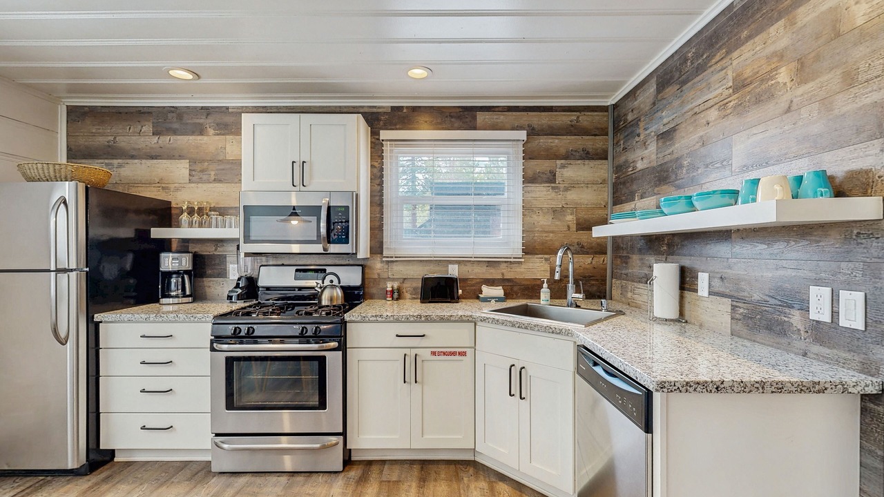 Photo of Kitchen in Lakeside Park