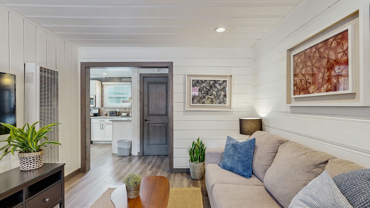 Photo of Livingroom in Lakeside Park