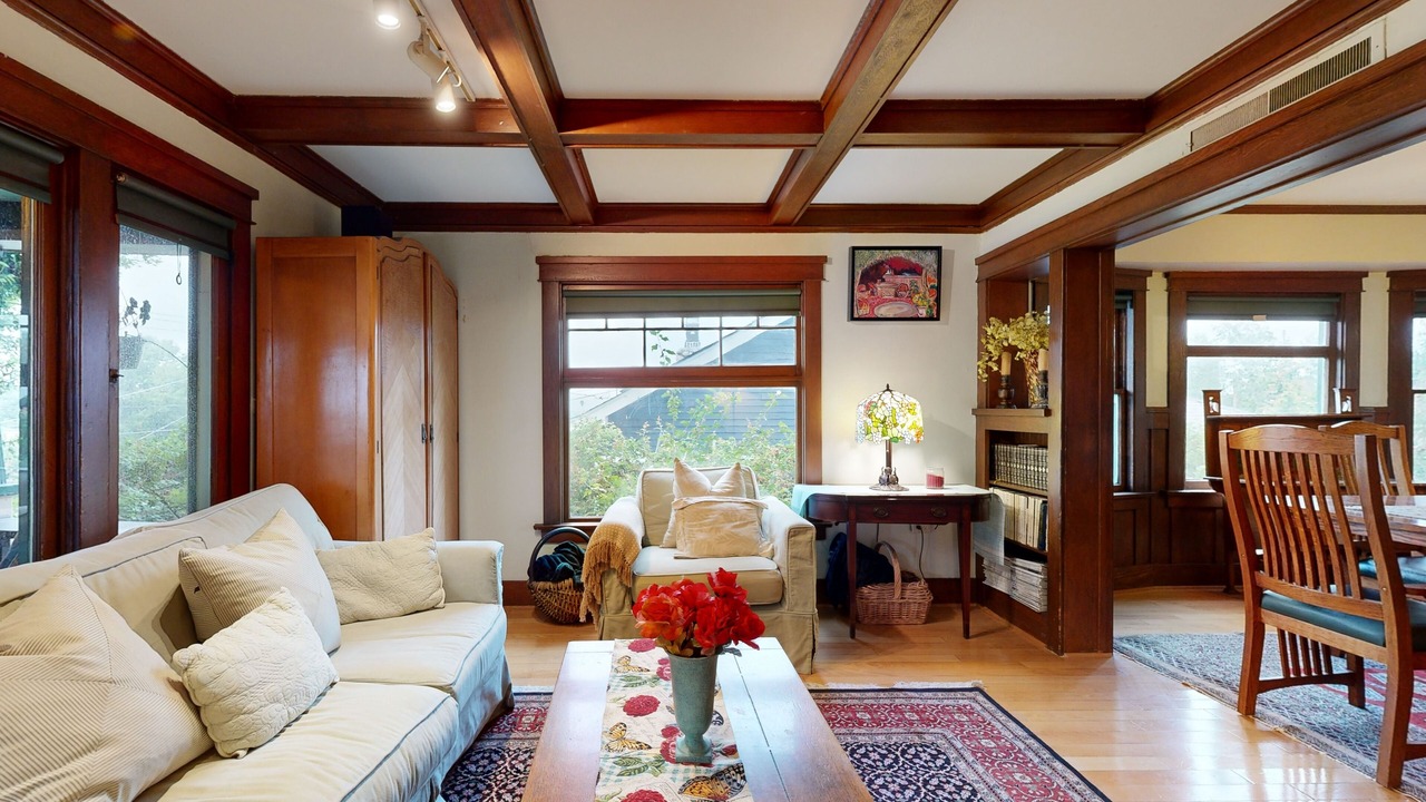 Photo of Livingroom in Eagle Rock