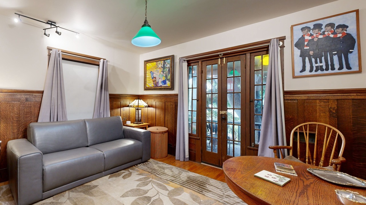 Photo of Livingroom in Eagle Rock