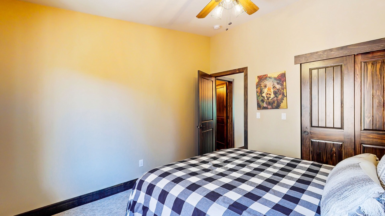 Photo of Bedroom in North Upper Truckee