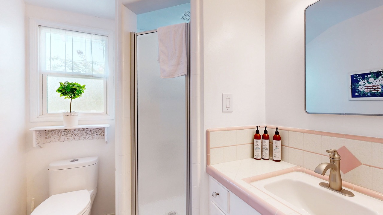 Photo of Bathroom in Orange