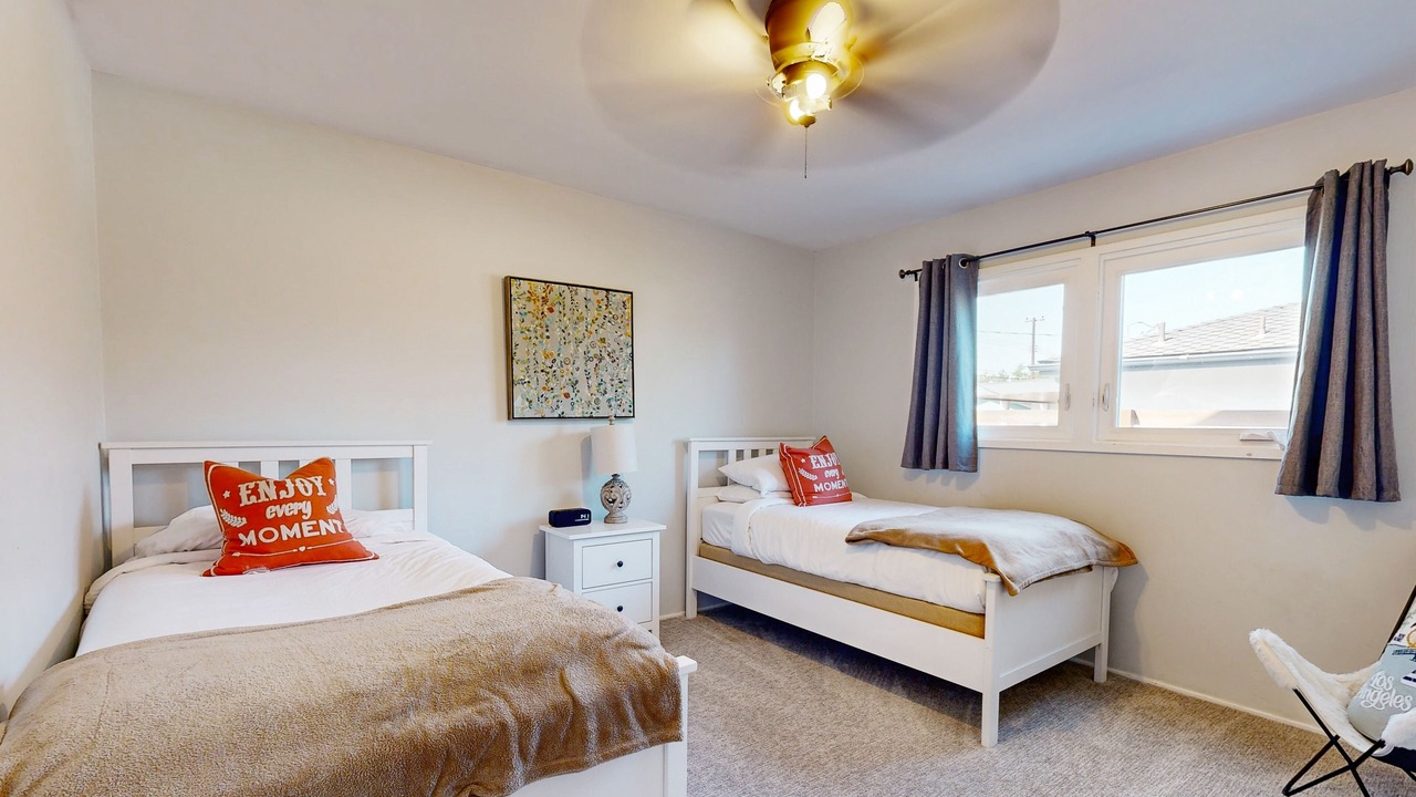 Photo of Bedroom in Orange
