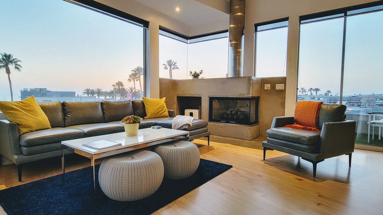 Photo of Livingroom in Hermosa Beach