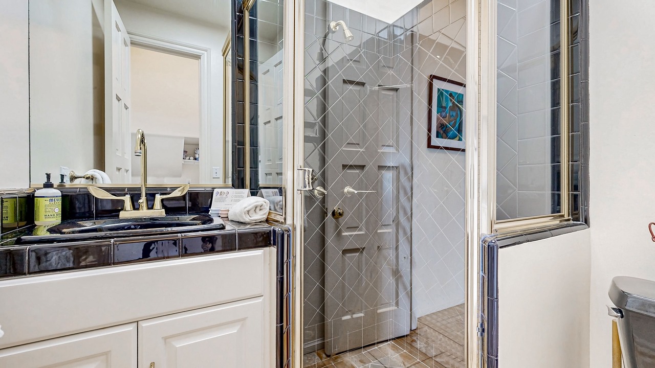 Photo of Bathroom in Mussel Shoals