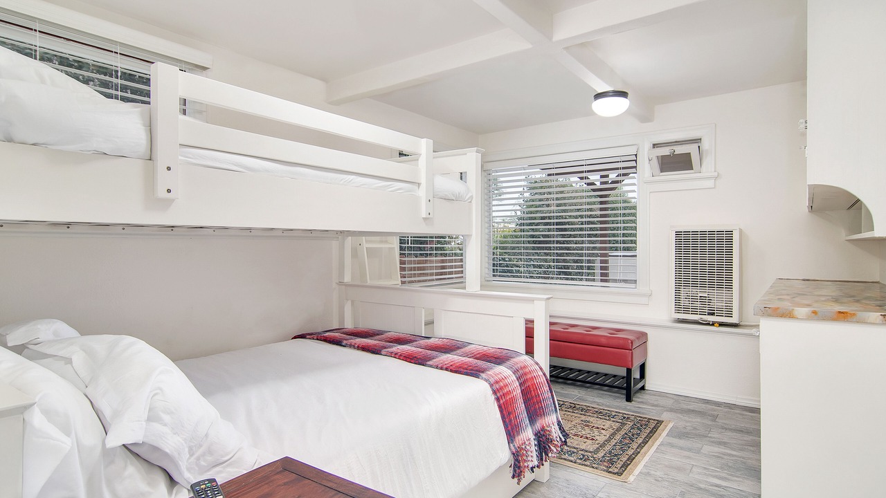 Photo of Bedroom in Mission Hills