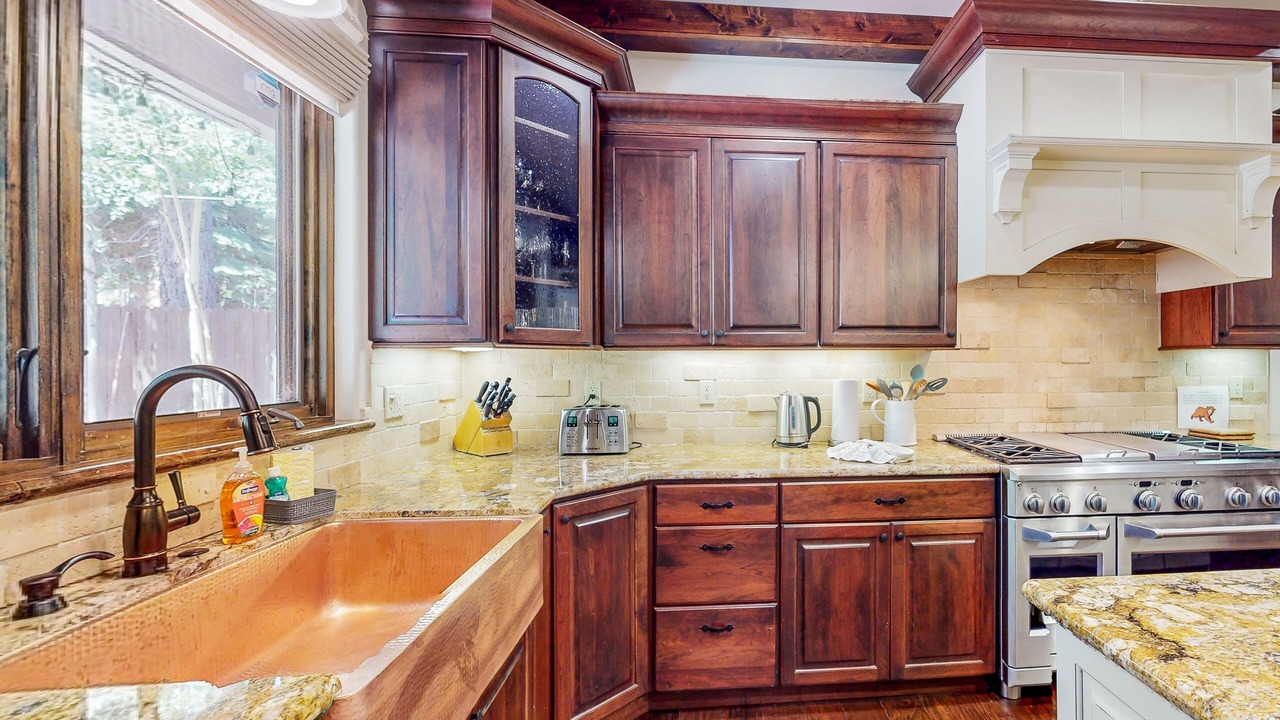 Photo of Kitchen in North Upper Truckee