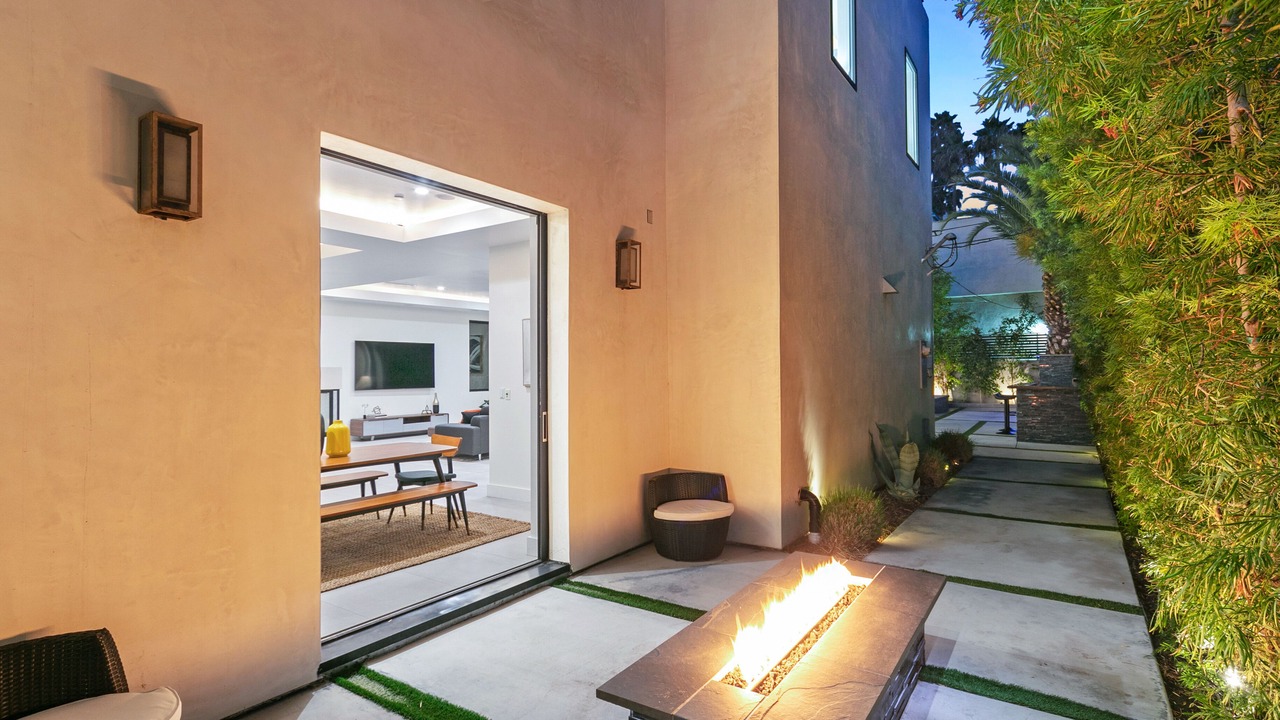 Photo of Outdoor in Beverly Grove
