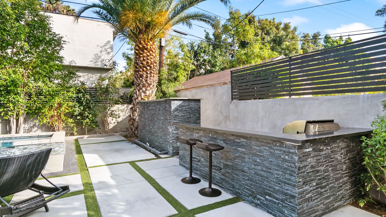 Photo of Outdoor in Beverly Grove