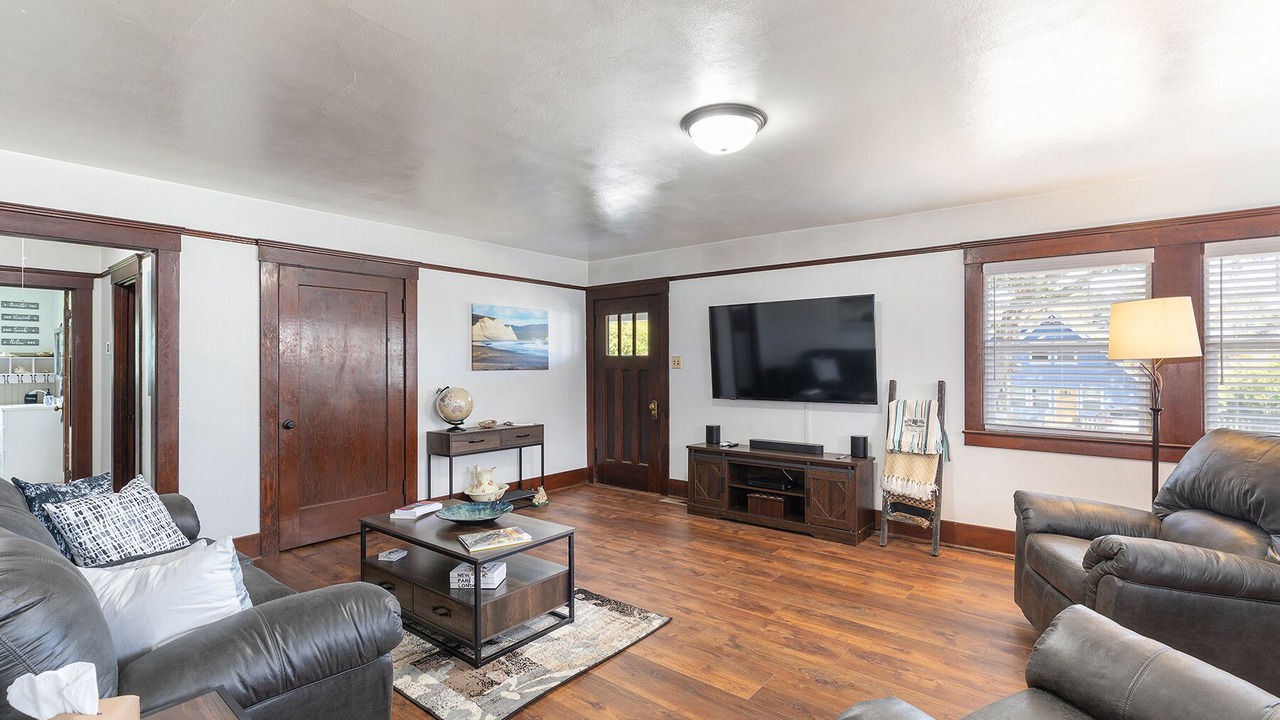 Photo of Livingroom in Tomales