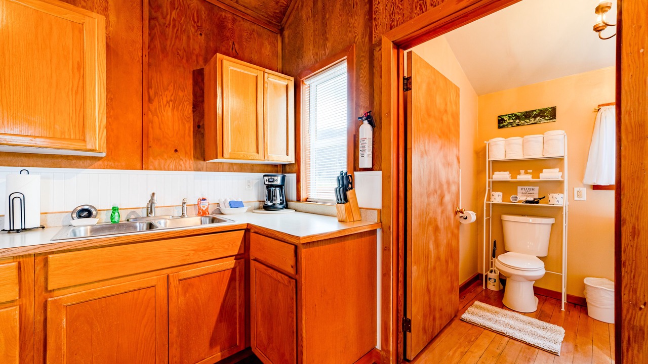 Photo of Bathroom in Orick