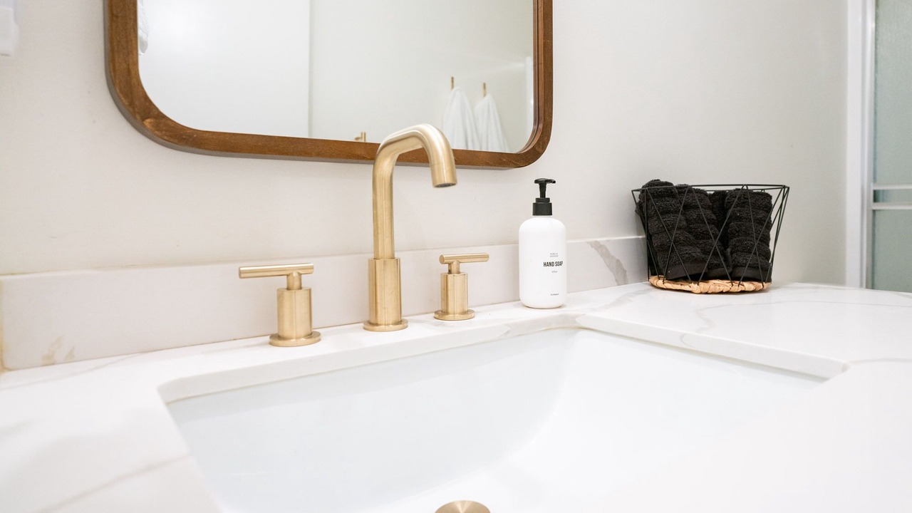 Photo of Bathroom in Strawberry