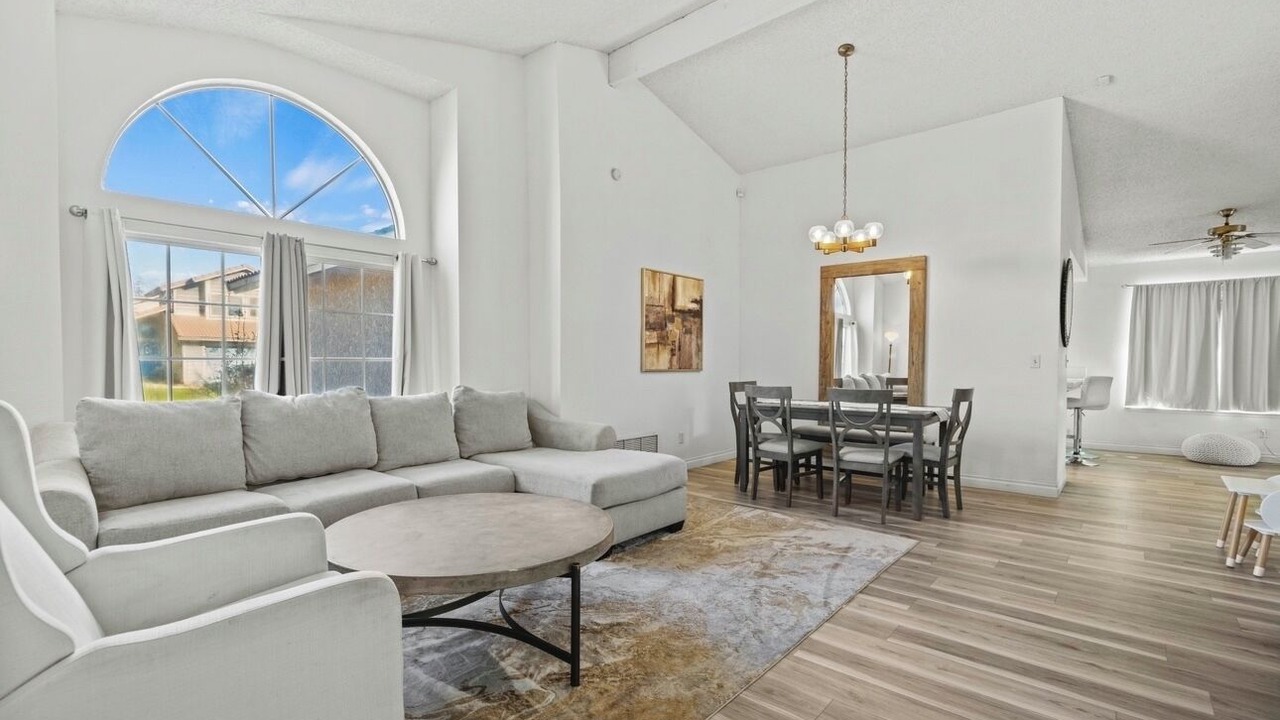 Photo of Livingroom in Lancaster